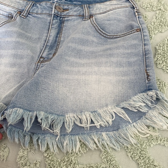 INC International Concepts shorts size 6 like new - Picture 6 of 7